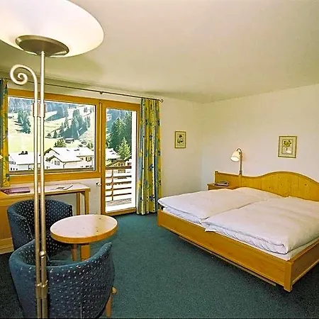 Ξενοδοχείο Alpina Parpan Churwalden
